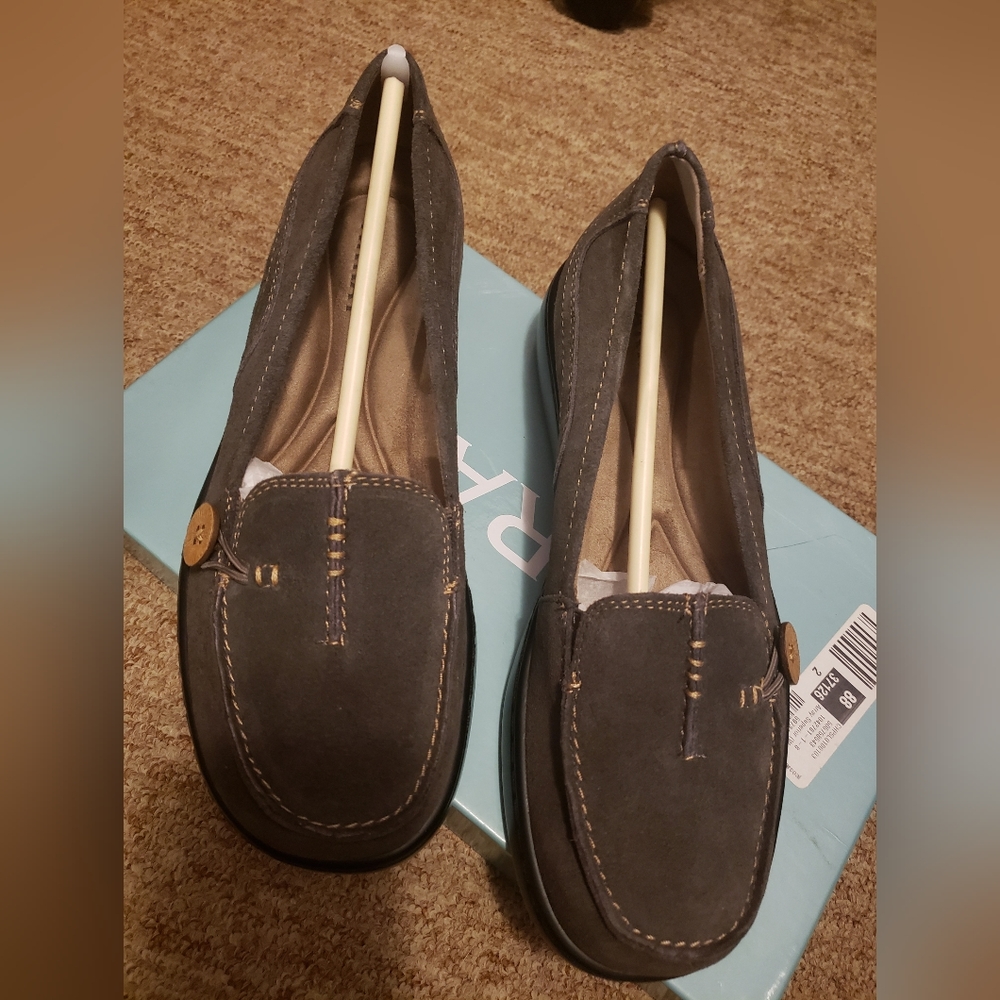 New Array Shoes - image 1